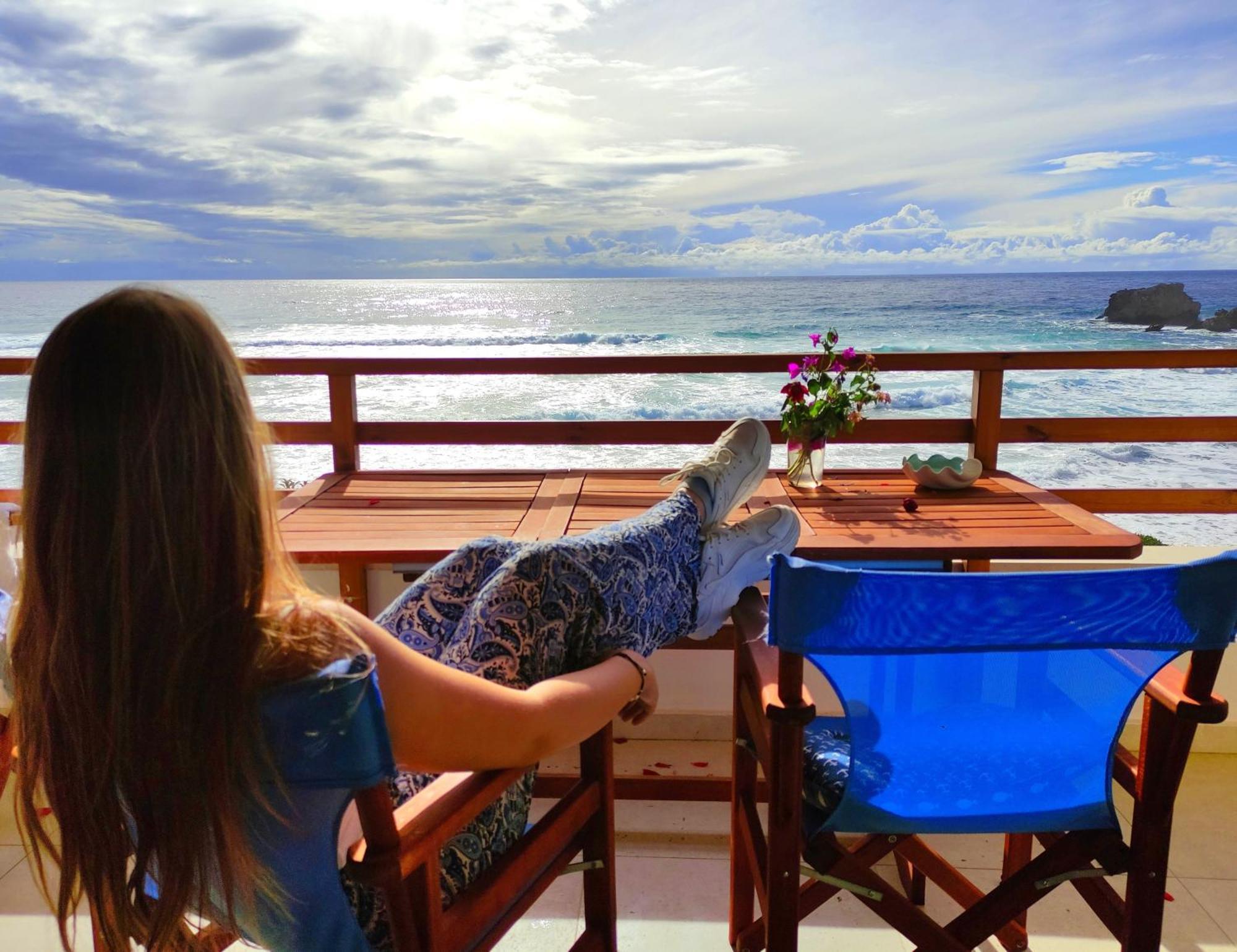Waves Apartments Harmony Глифада Экстерьер фото